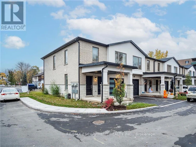 3 Alayche Trail, Welland, ON, L3C 0J7