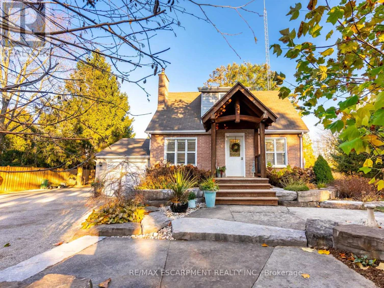 1158 Edgewood Road, Hamilton, ON, L8B 1A1