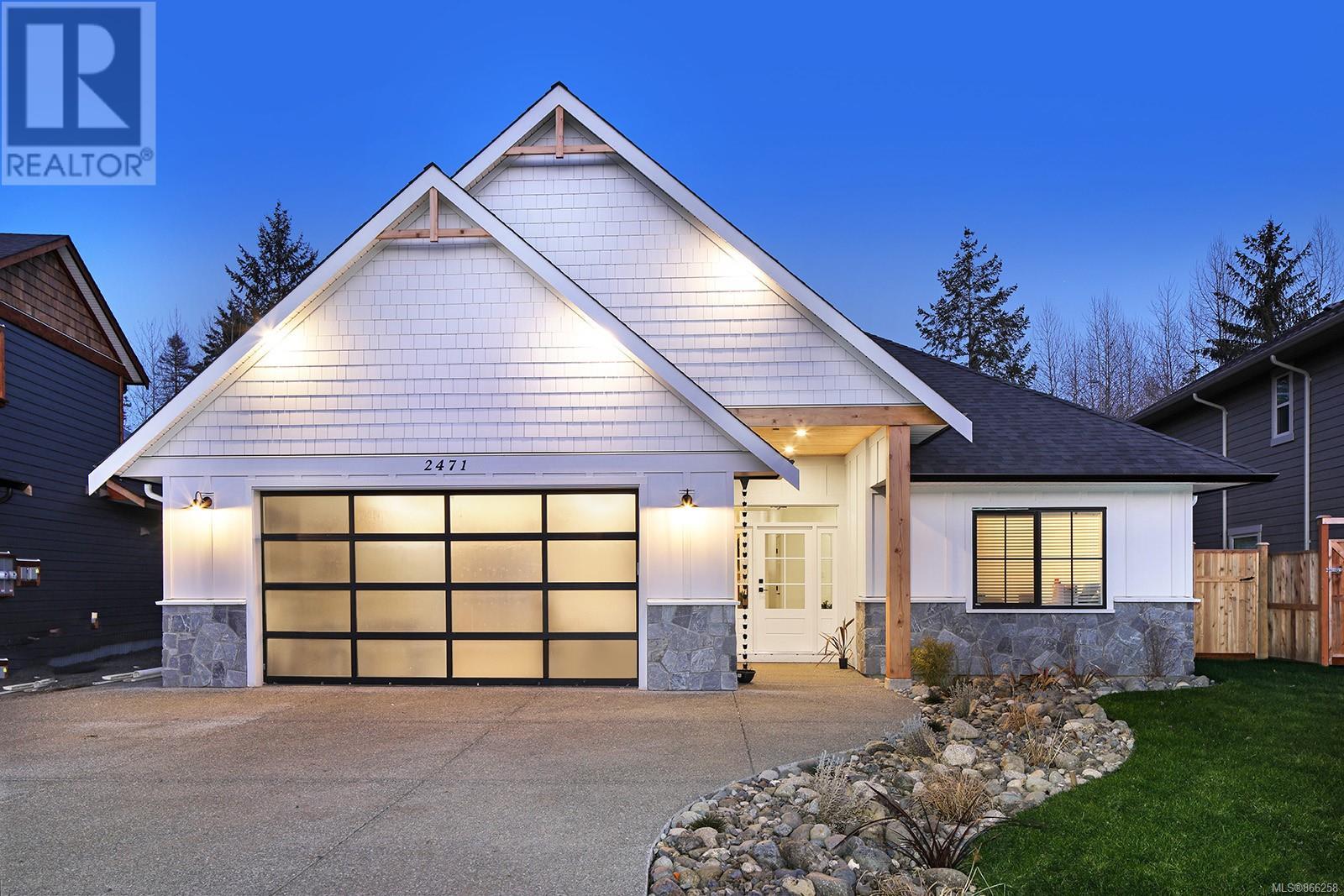 2471 Brookfield Drive, Courtenay, BC, V9N 0E6