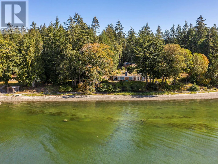 5841 Lacon Road, Denman Island, BC, V0R 1T0