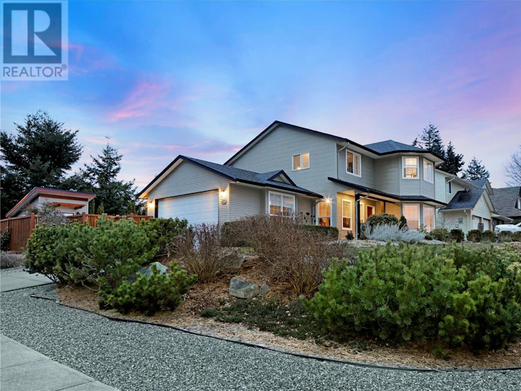 1203 Gardener Way, Comox, BC, V9M 4H5