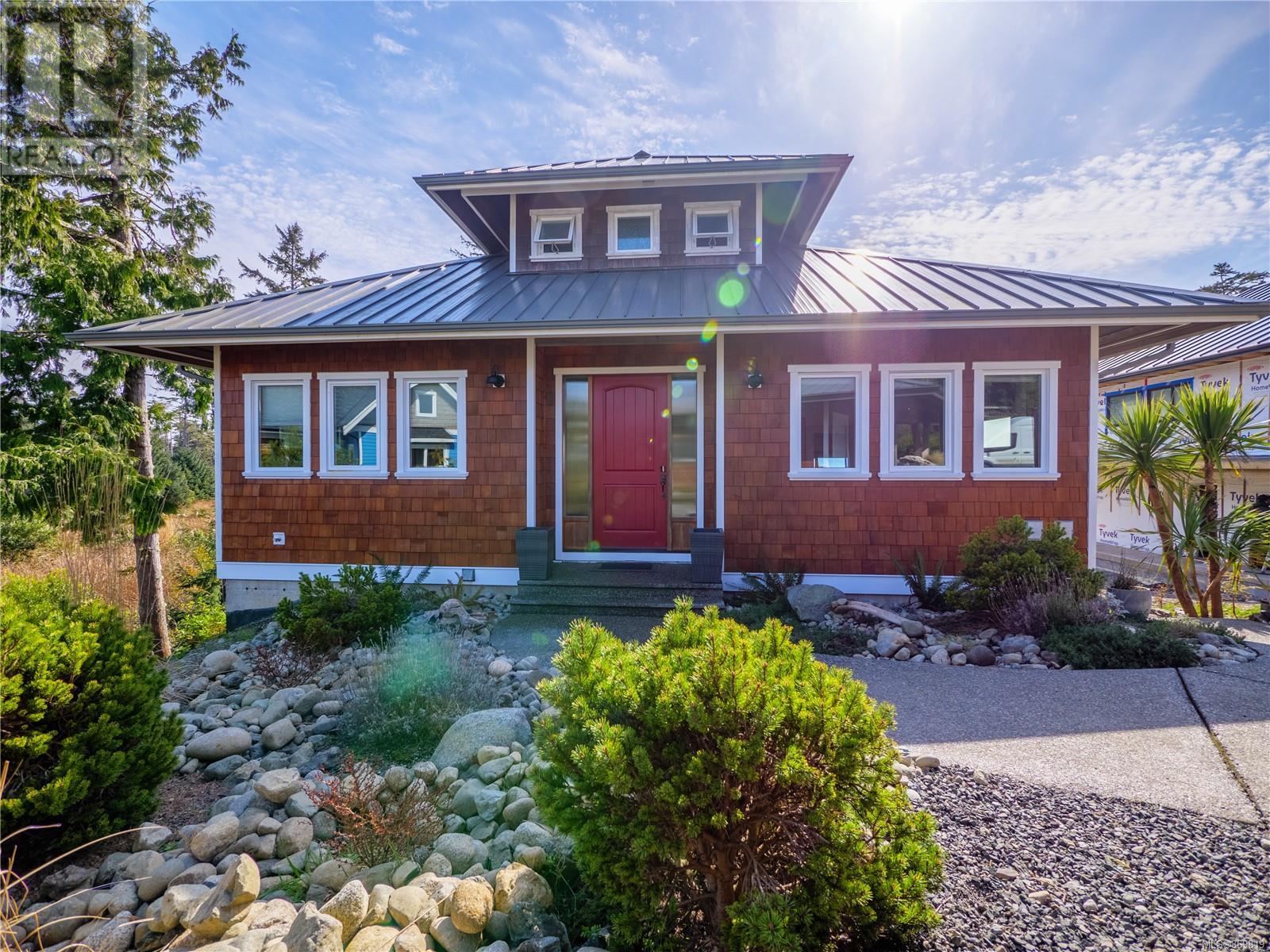 351 Pass Of Melfort Place, Ucluelet, BC, V0R 3A0