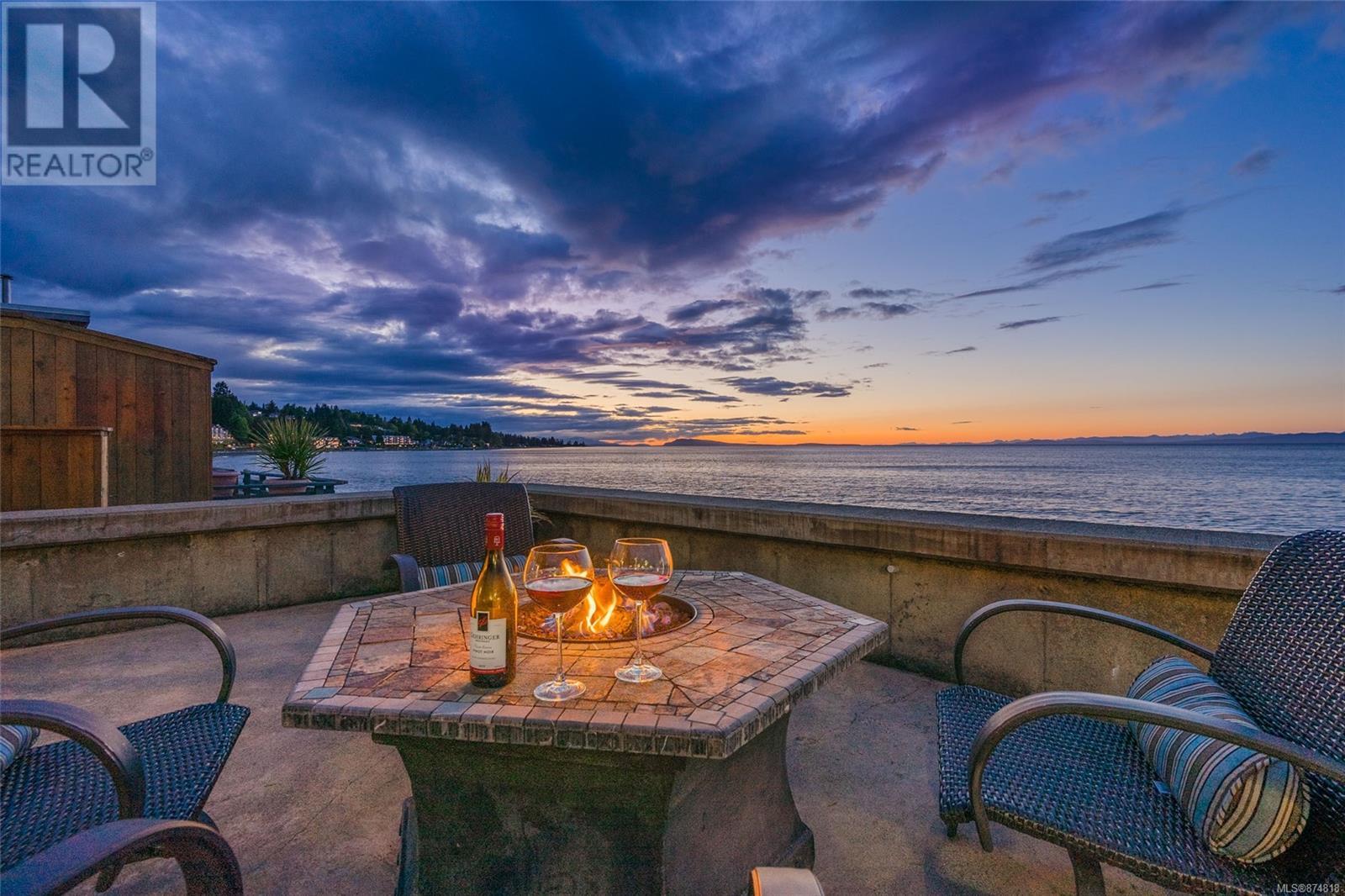 W-2955 West Island Highway, Qualicum Beach, BC, V9K 2H2