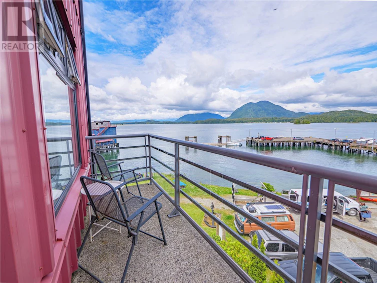 302-230 Main, Tofino, BC, V0R 2Z0