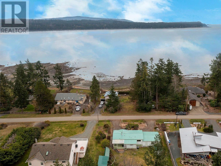 169 Baynes Drive, Union Bay, BC, V0R 1W0