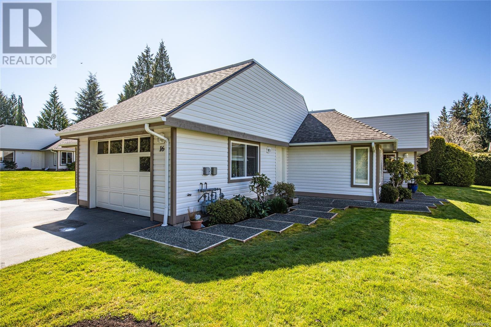 16-460 Schley, Qualicum Beach, BC, V9K 2M5