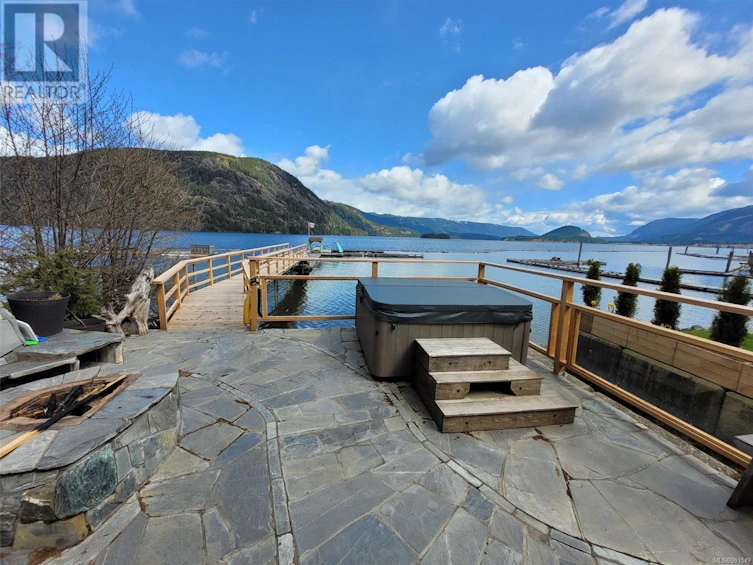 9-10257 South Shore Road, Honeymoon Bay, BC, V0R 1Y0