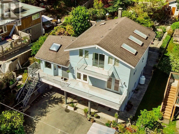 370 Gibson Street, Tofino, BC, V0R 2Z0