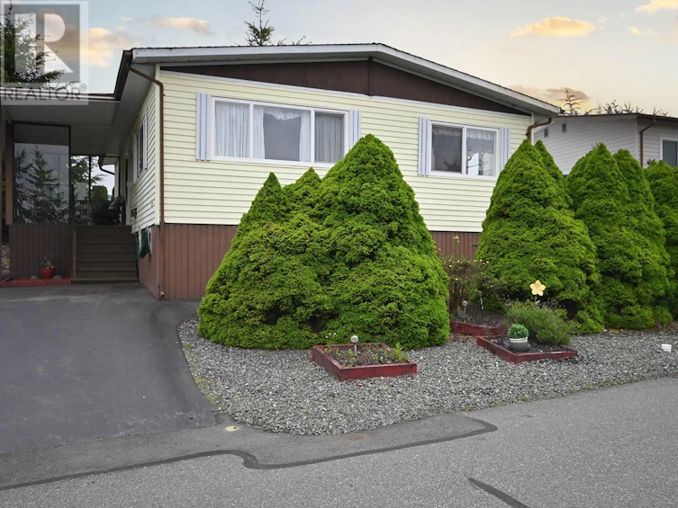 112-6325 Metral Drive, Nanaimo, BC, V9T 6P9