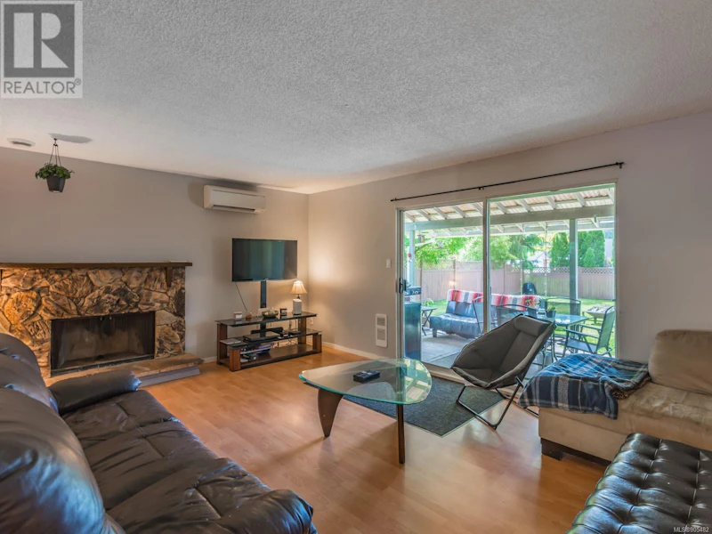 2473 Rosstown Road, Nanaimo BC V9T 3R6