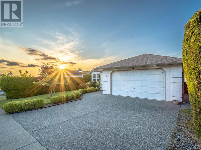 5378 Georgiaview Crescent, Nanaimo BC V9T 5Z7