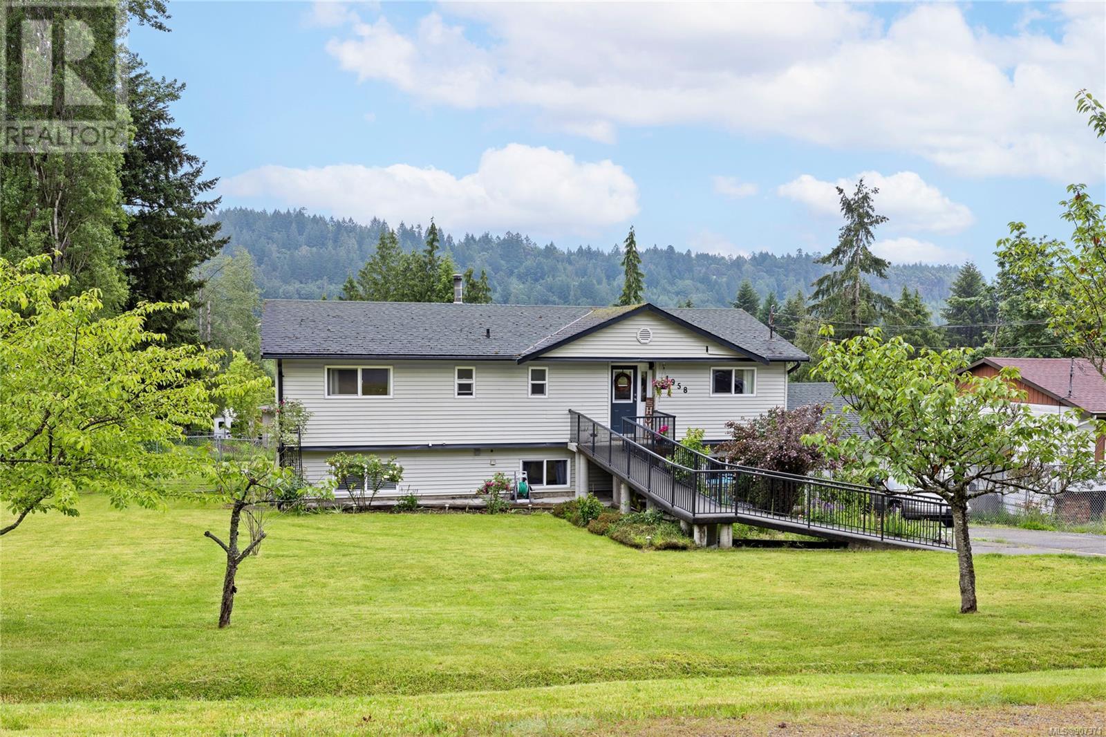1958 Stannard Drive, Nanaimo, BC, V9X 1B4