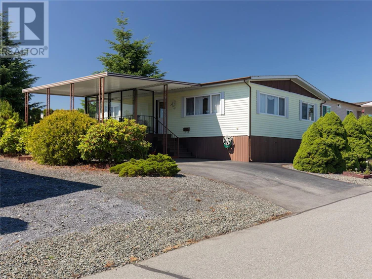112-6325 Metral Drive, Nanaimo, BC, V9T 6P9