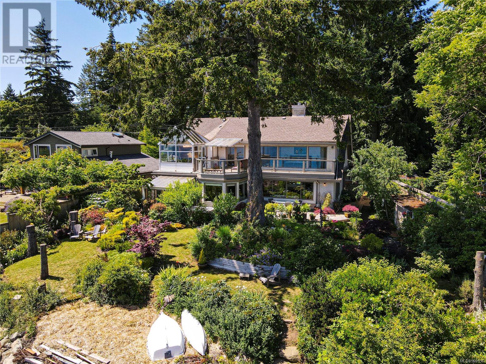 200 Captain Morgans Boulevard, Protection Island, BC, V9R 6R1