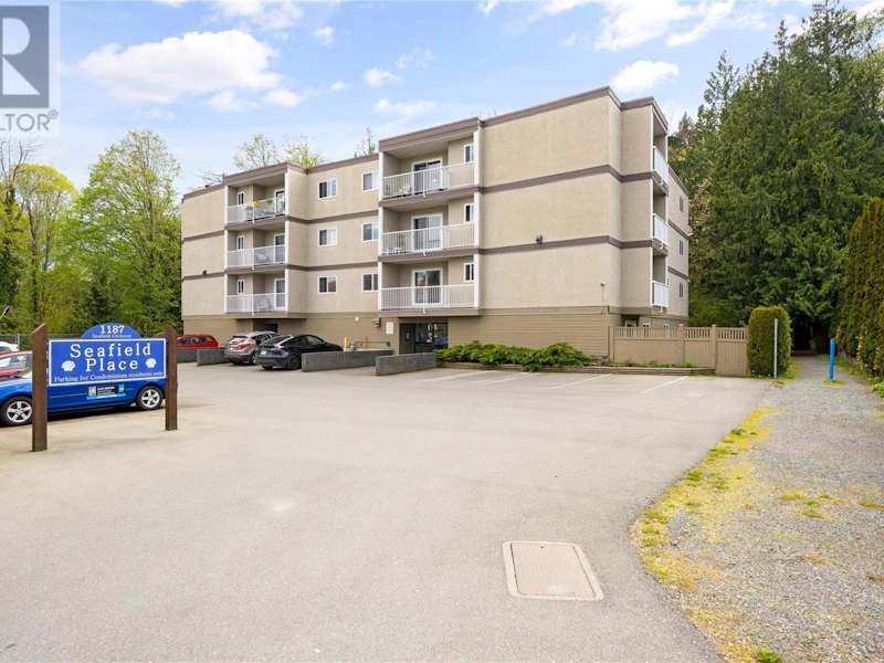 203 - 1187 Seafield Crescent, Nanaimo BC V9S 4S1