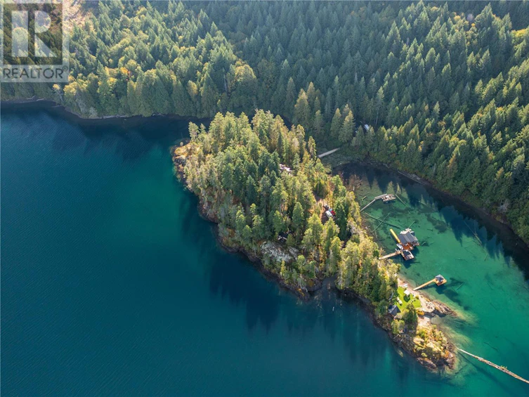 DL 953 Sunset Island, Port Alberni, BC, V9Y 8Y8