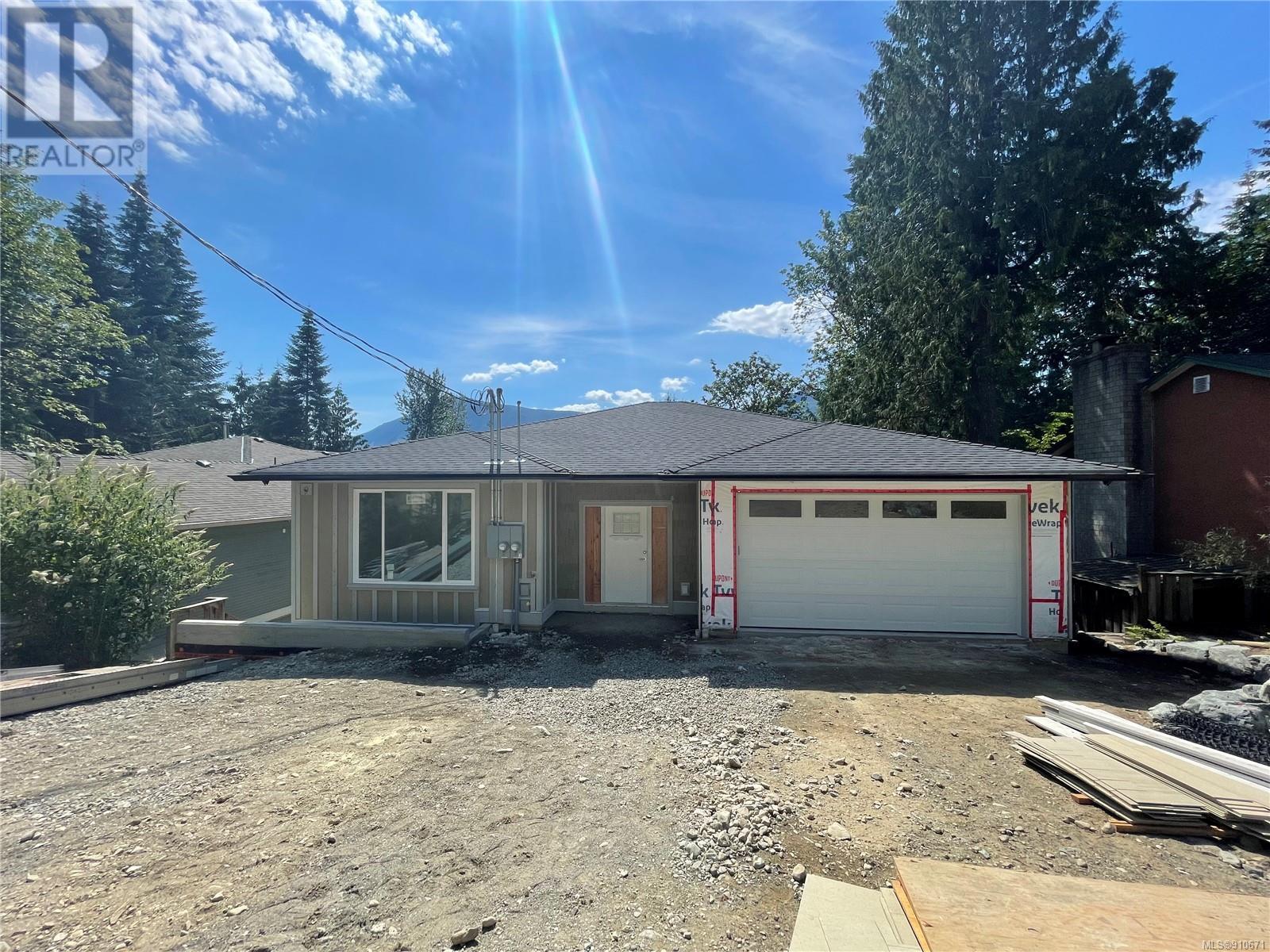 42 Savoy Road, Lake Cowichan, BC, V0R 2G0