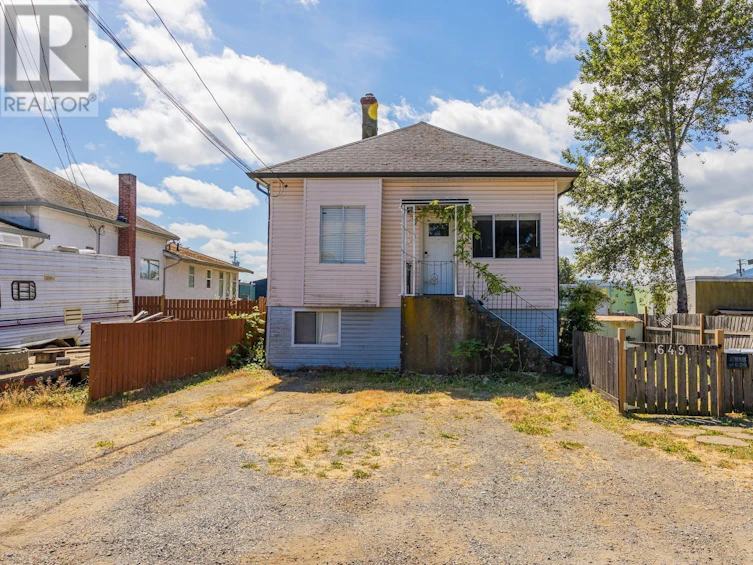 649 Farquhar Street, Nanaimo, BC, V9R 2E4