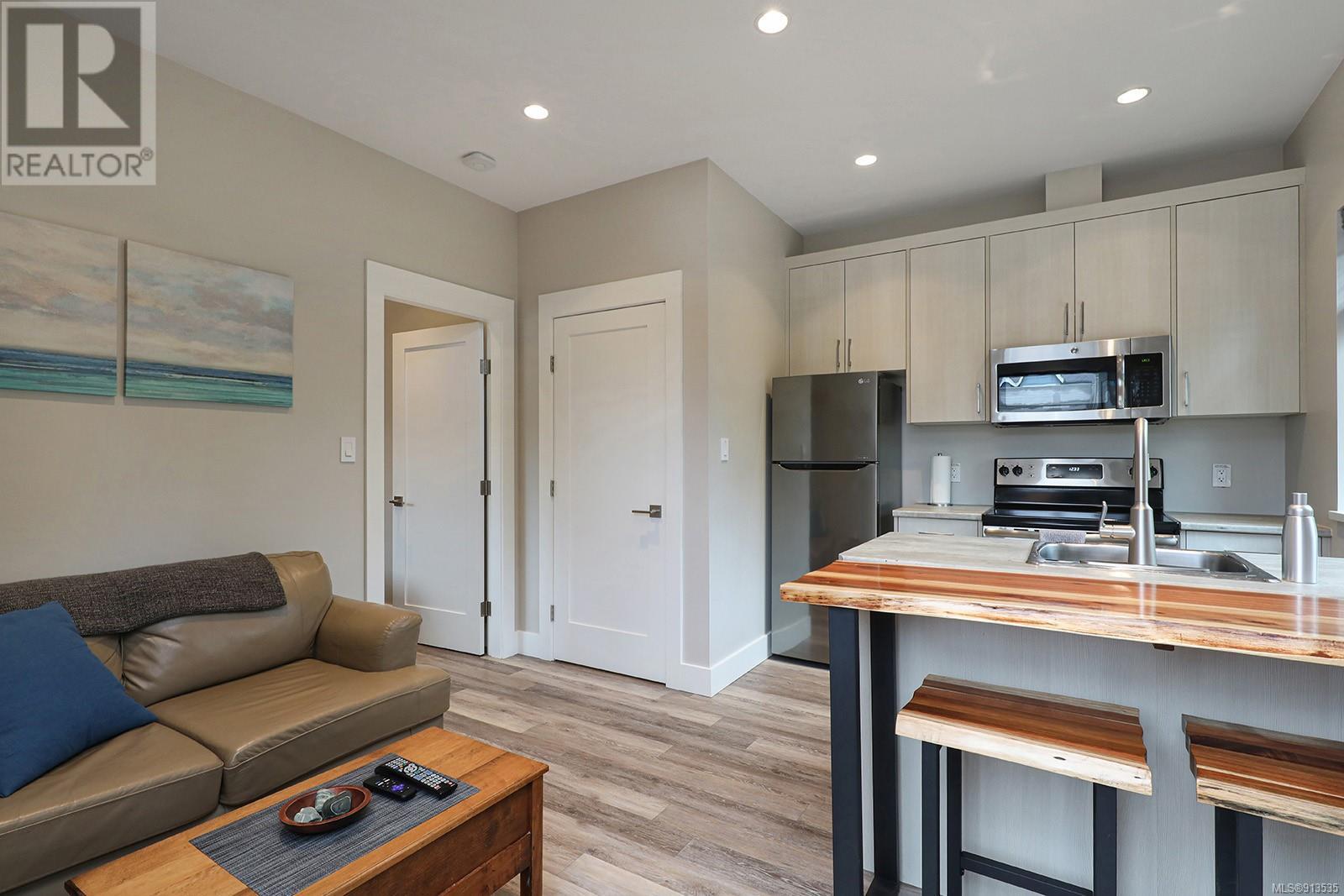 S-3944 Island Highway, Courtenay, BC, V0R 2V0 - 38