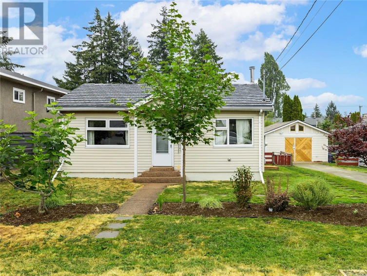 766 Cadogan Street, Nanaimo, BC, V9S 1T8