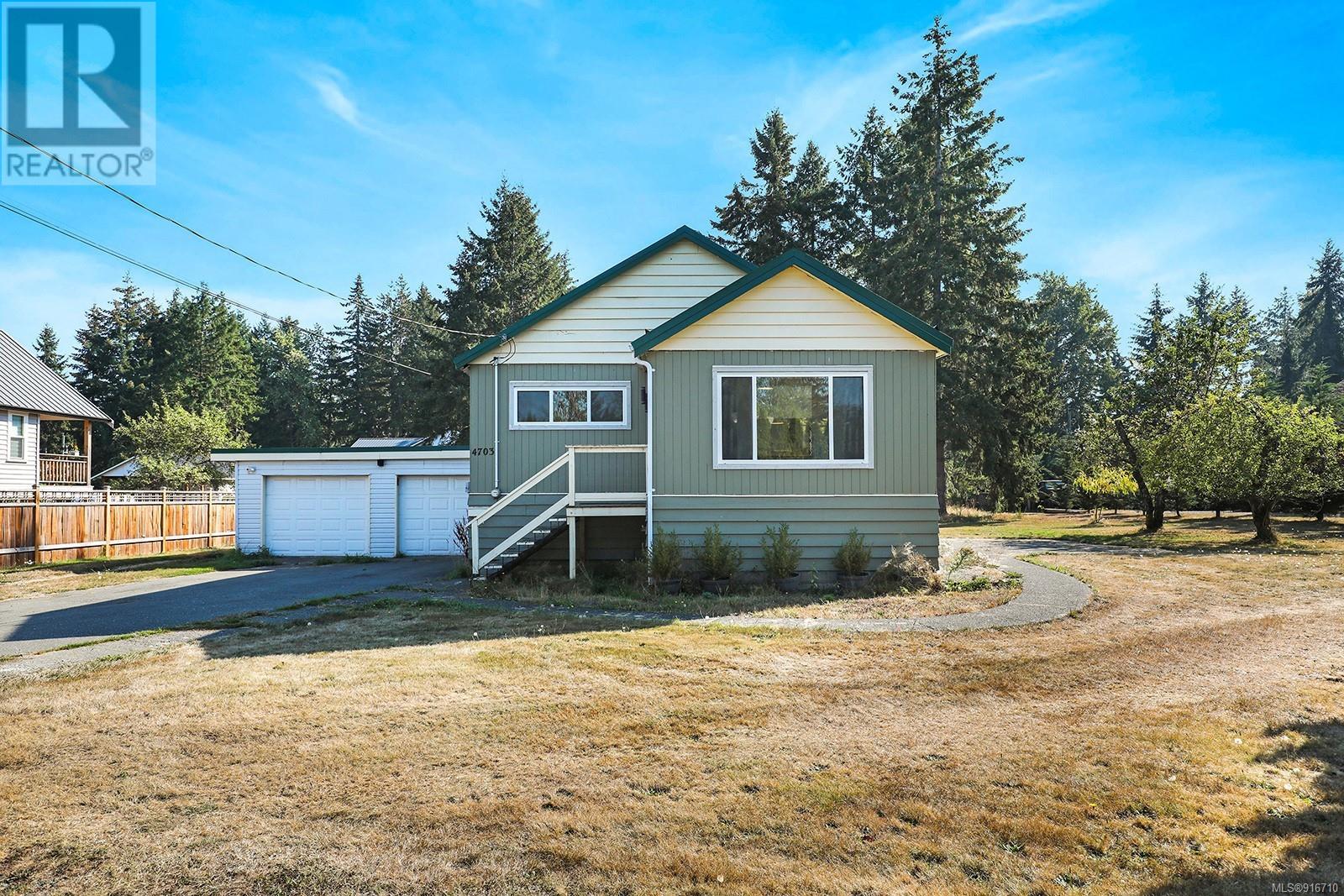 4703 Cumberland Road, Cumberland, BC, V0R 1S0
