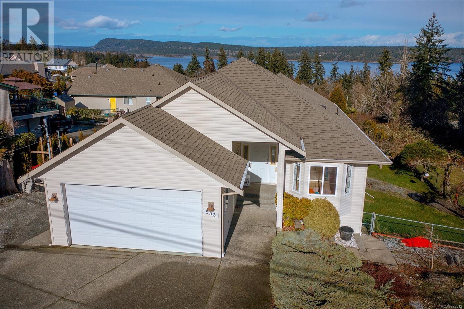 533 Davis Road, Ladysmith, BC, V9G 1W3