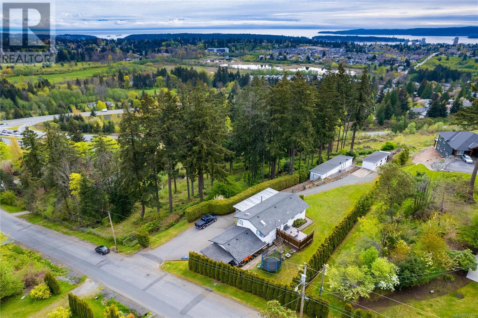 236 King Road, Nanaimo, BC, V9R 6H9