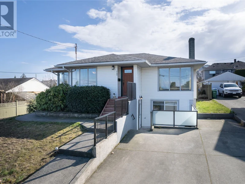 749 Drake Street, Nanaimo BC V9S 2T2