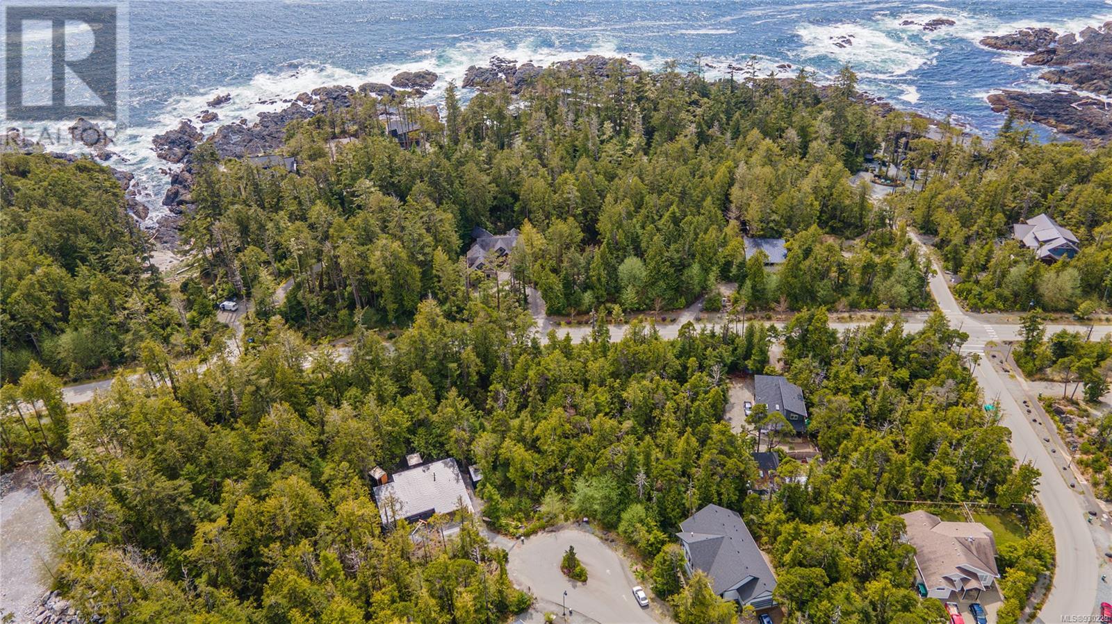 1820 Cedar Grove Place, Ucluelet, BC, V0R 3A0 - 2