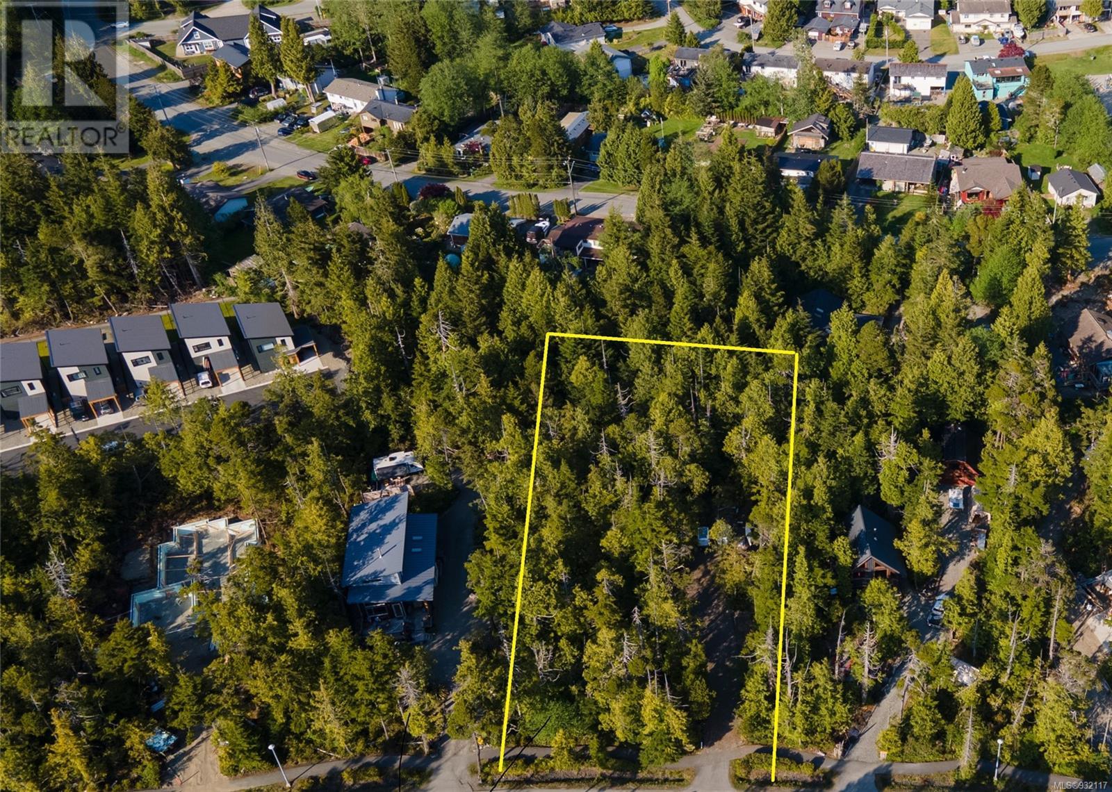 685 Rainforest Drive, Ucluelet, BC, V0R 3A0