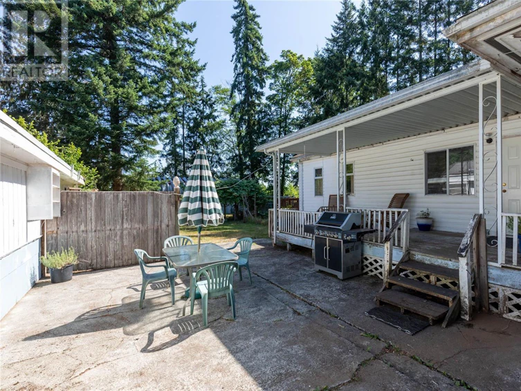 W-7165 West Island Highway, Bowser/Deep Bay, BC, V0R 1G0