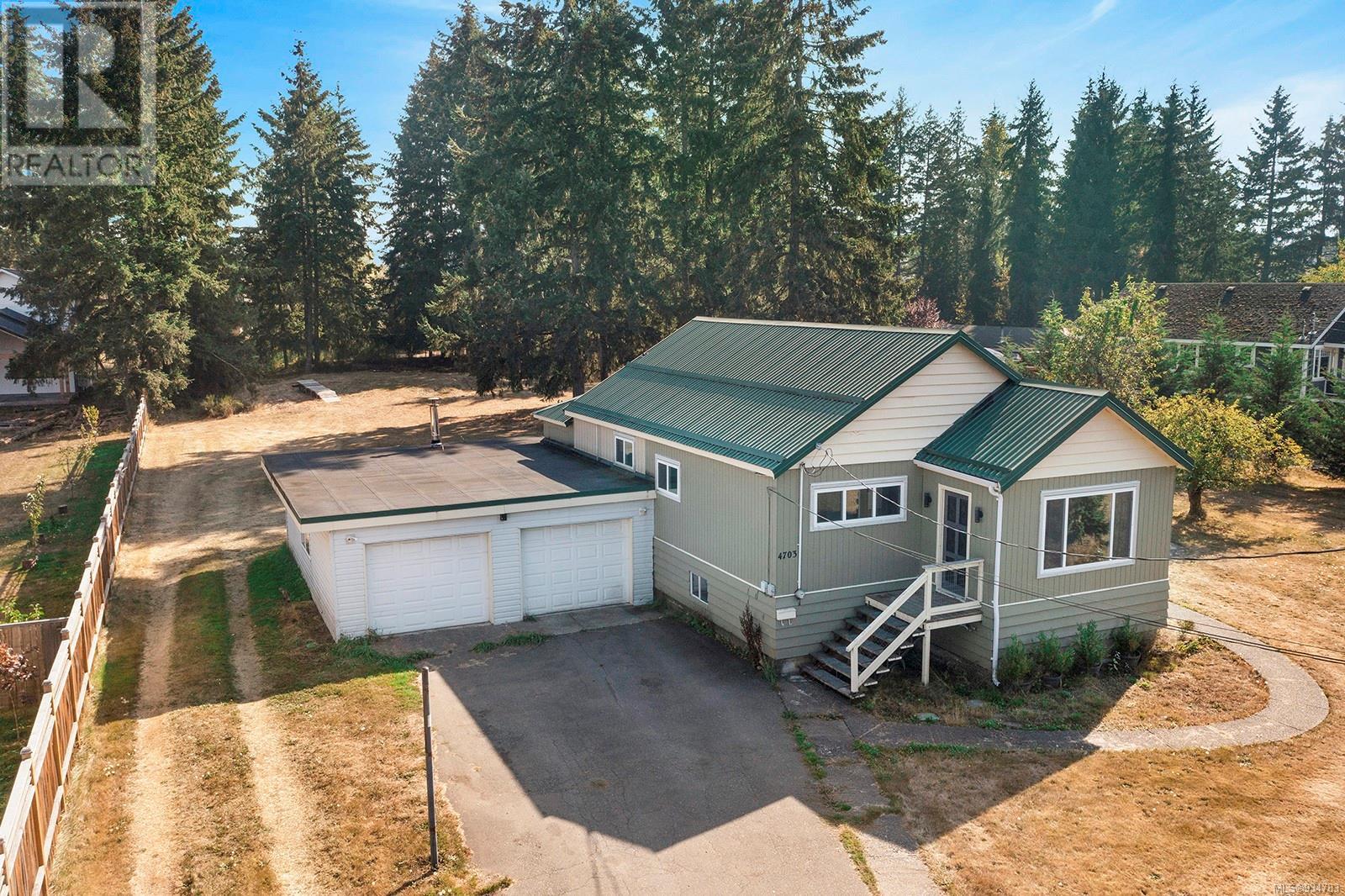 4703 Cumberland Road, Cumberland, BC, V0R 1S0