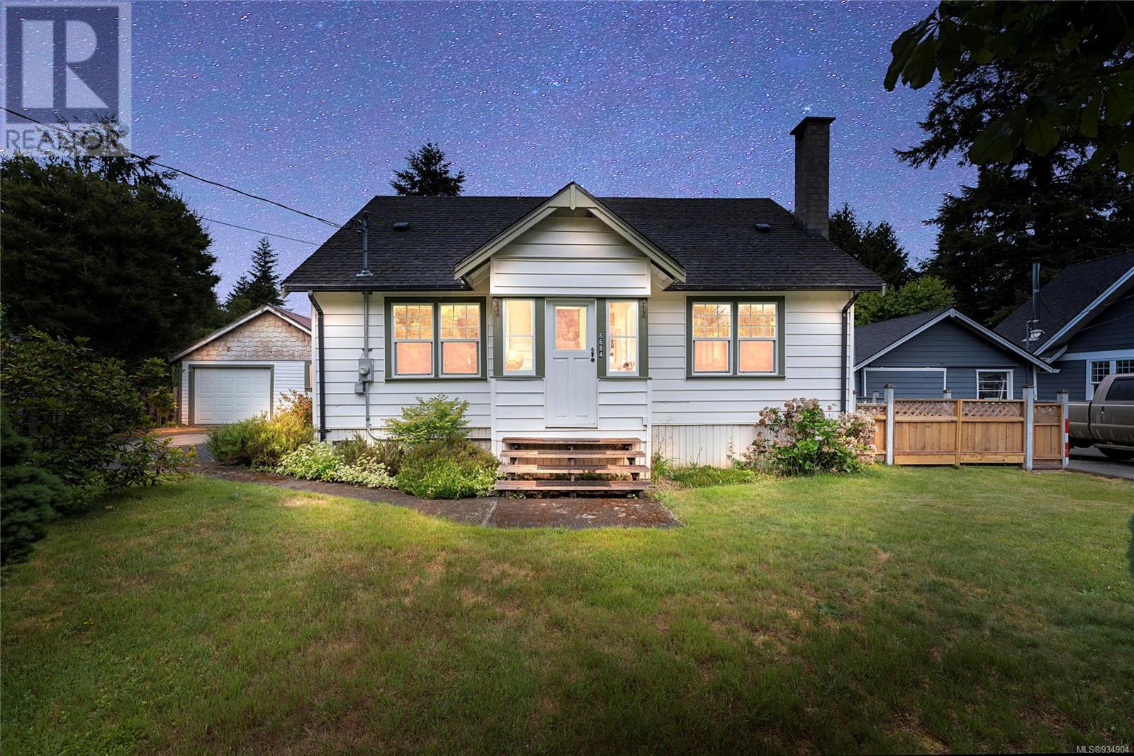 6684 Forestry Road, Honeymoon Bay, BC, V0R 2N0