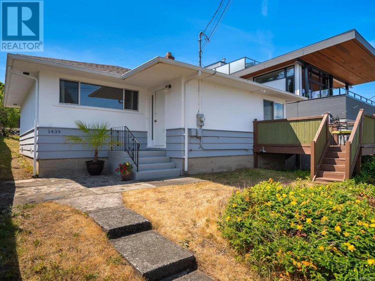 1439 Princess Royal Avenue, Nanaimo, BC, V9S 3Z8