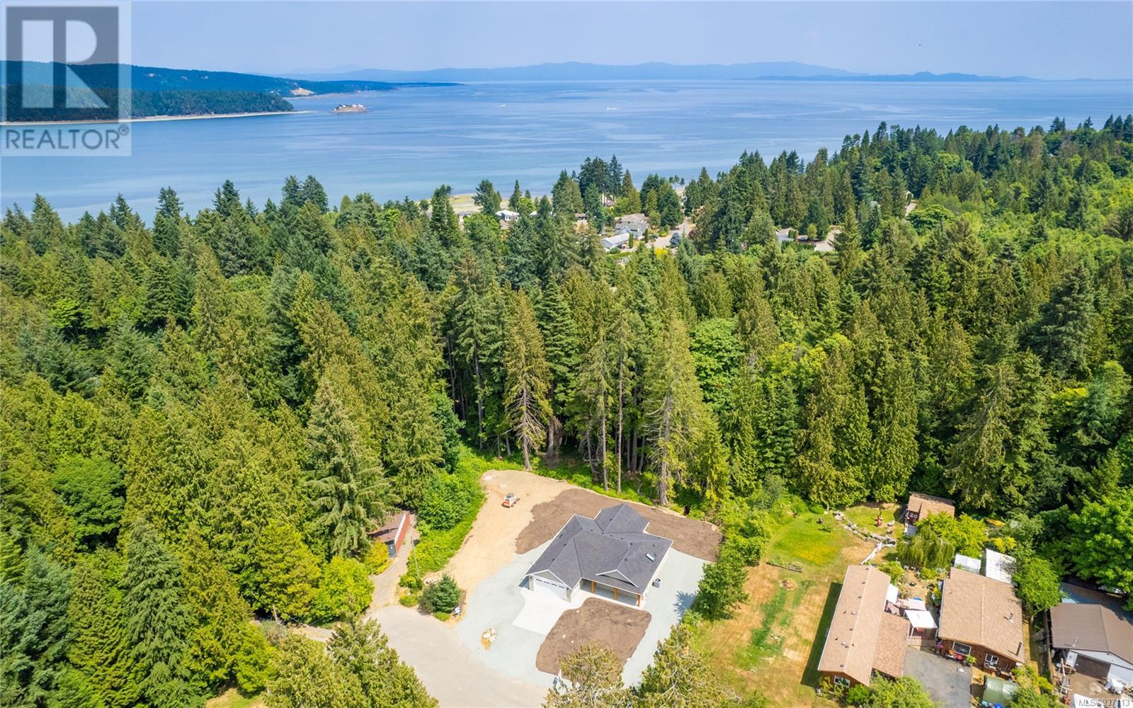 233 Sabina Road, Bowser/Deep Bay, BC, V0R 1G0