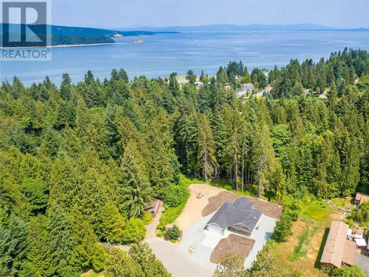 233 Sabina Road, Bowser/Deep Bay, BC, V0R 1G0