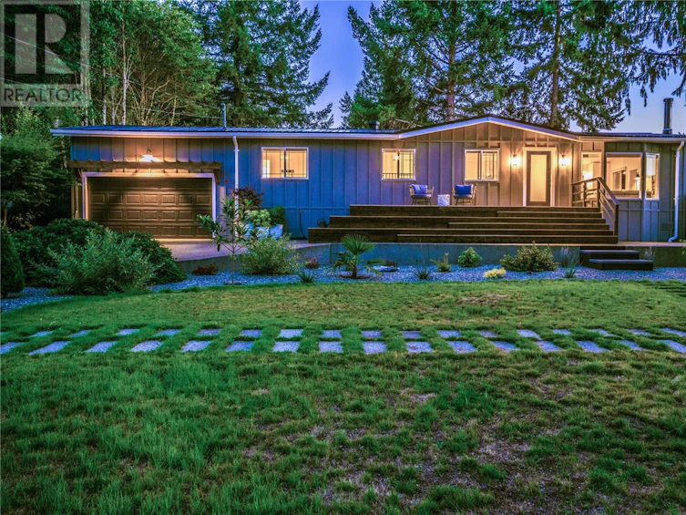 7639 Ships Point Road, Fanny Bay, BC, V0R 1W0