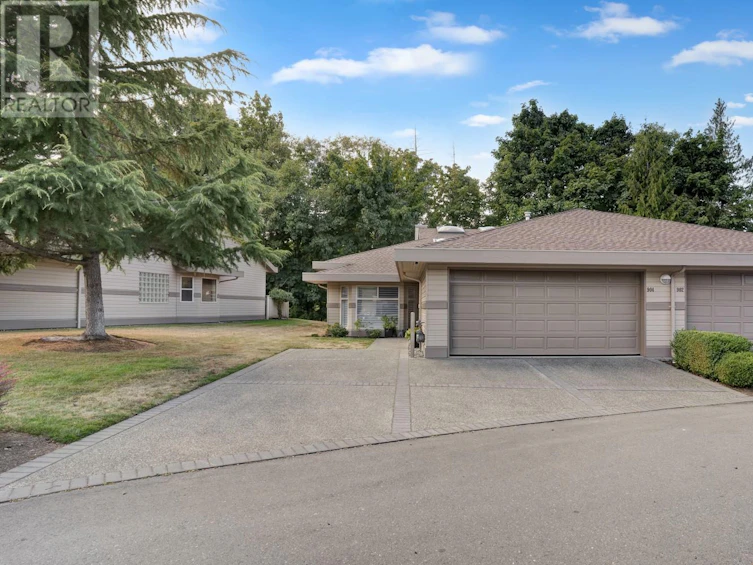 904 Lakes Boulevard, French Creek, BC, V9P 2P8