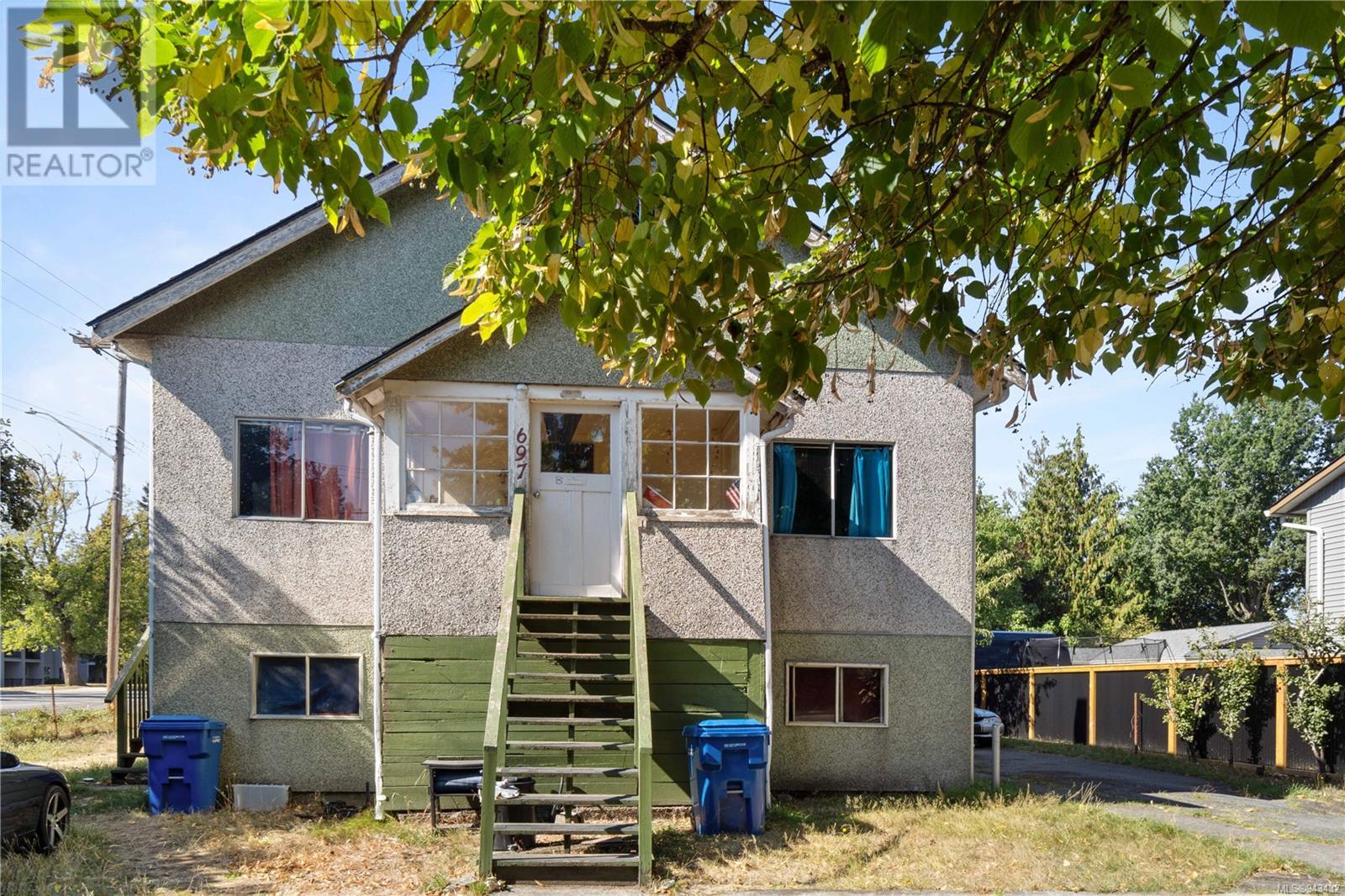 697 Bruce Avenue, Nanaimo, BC, V9R 3Y9