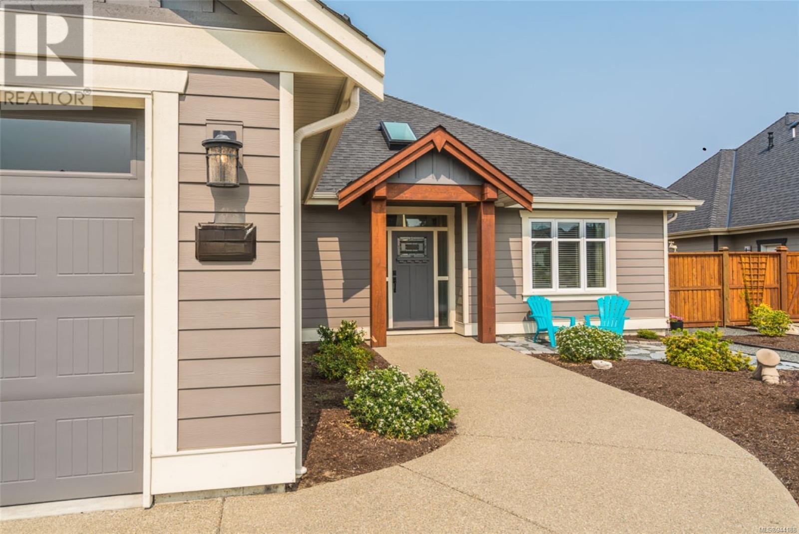 1155 Lee Road, French Creek, BC, V9P 2L2