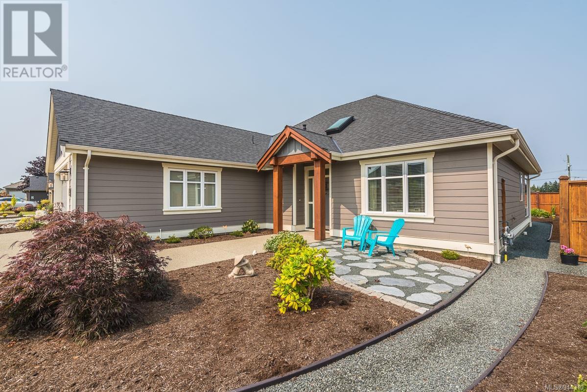 1157 Lee Road, French Creek, BC, V9P 2L2