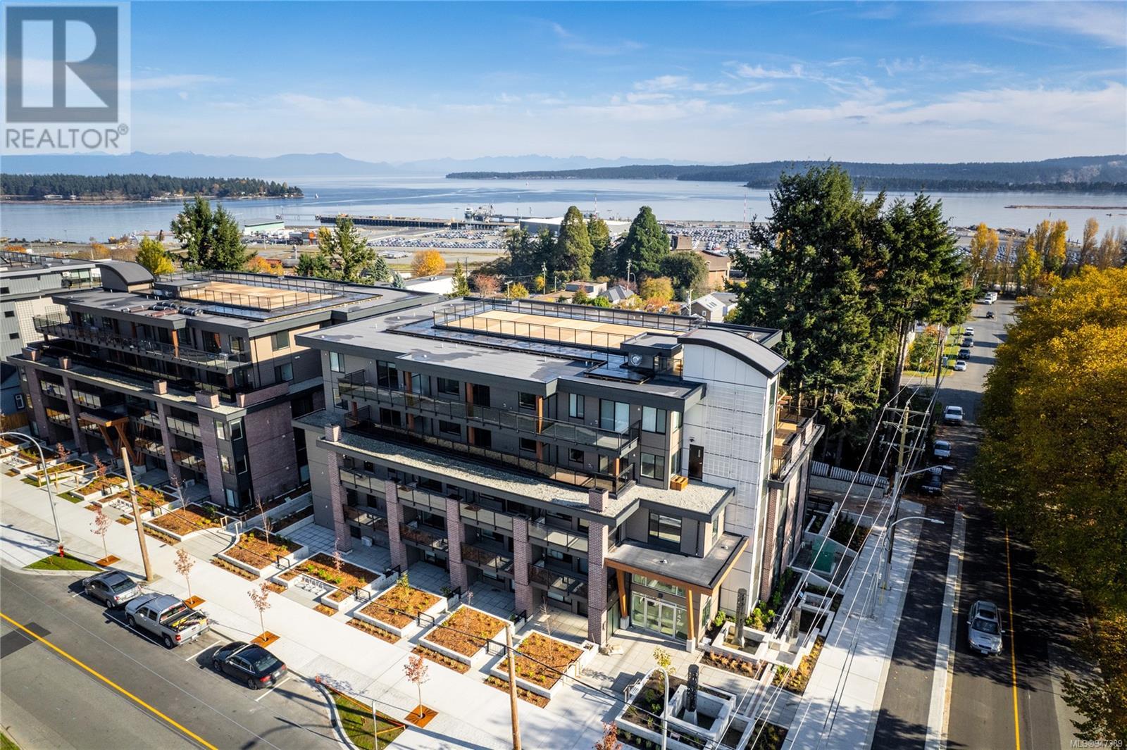 309-147 Haliburton Street, Nanaimo, BC, V9R 4V9