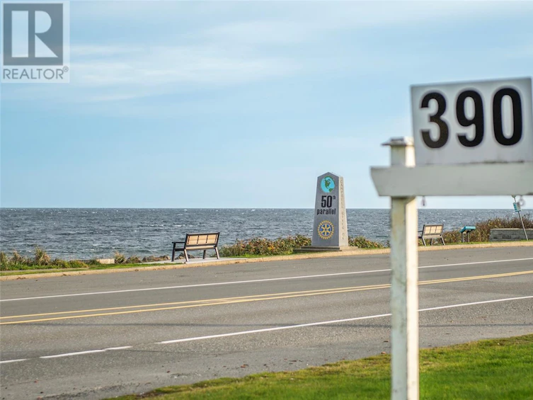 102-390 South Island Highway, Campbell River, BC, V9W 1A5