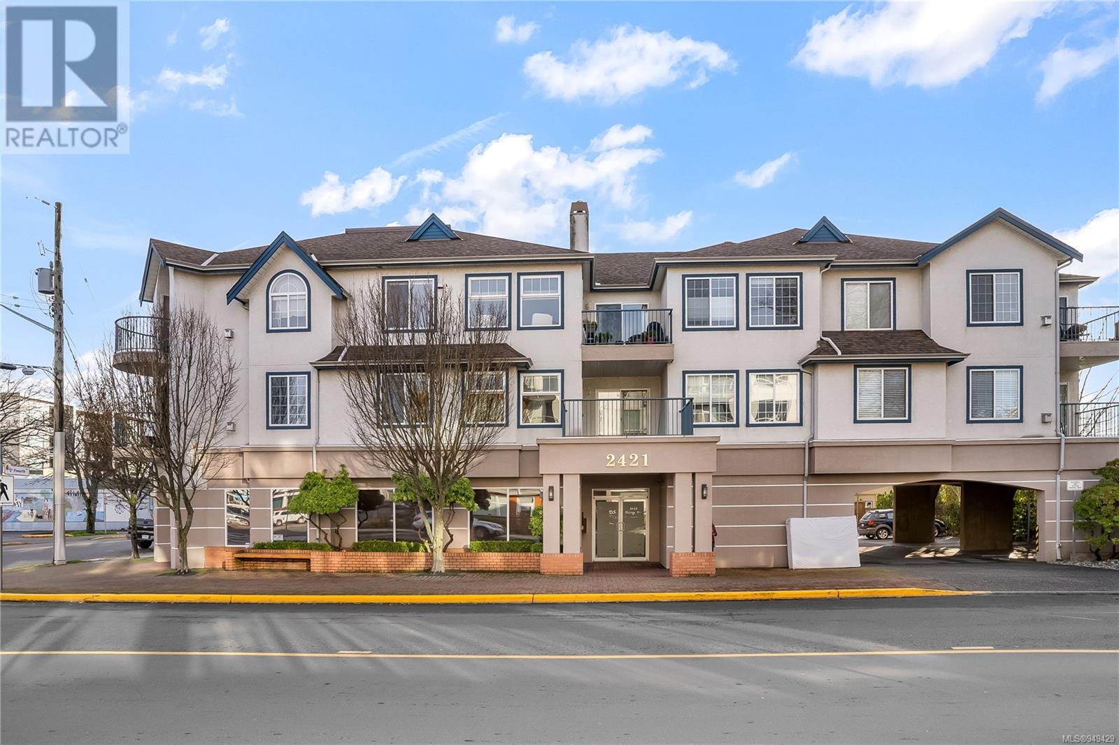 202-2421 Sidney Avenue, Sidney, BC, V8L 1Y8