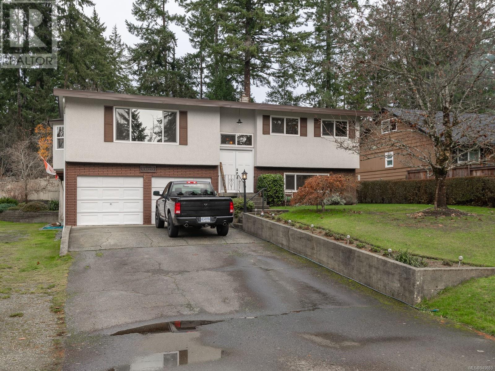 5929 Beaver Creek Rd