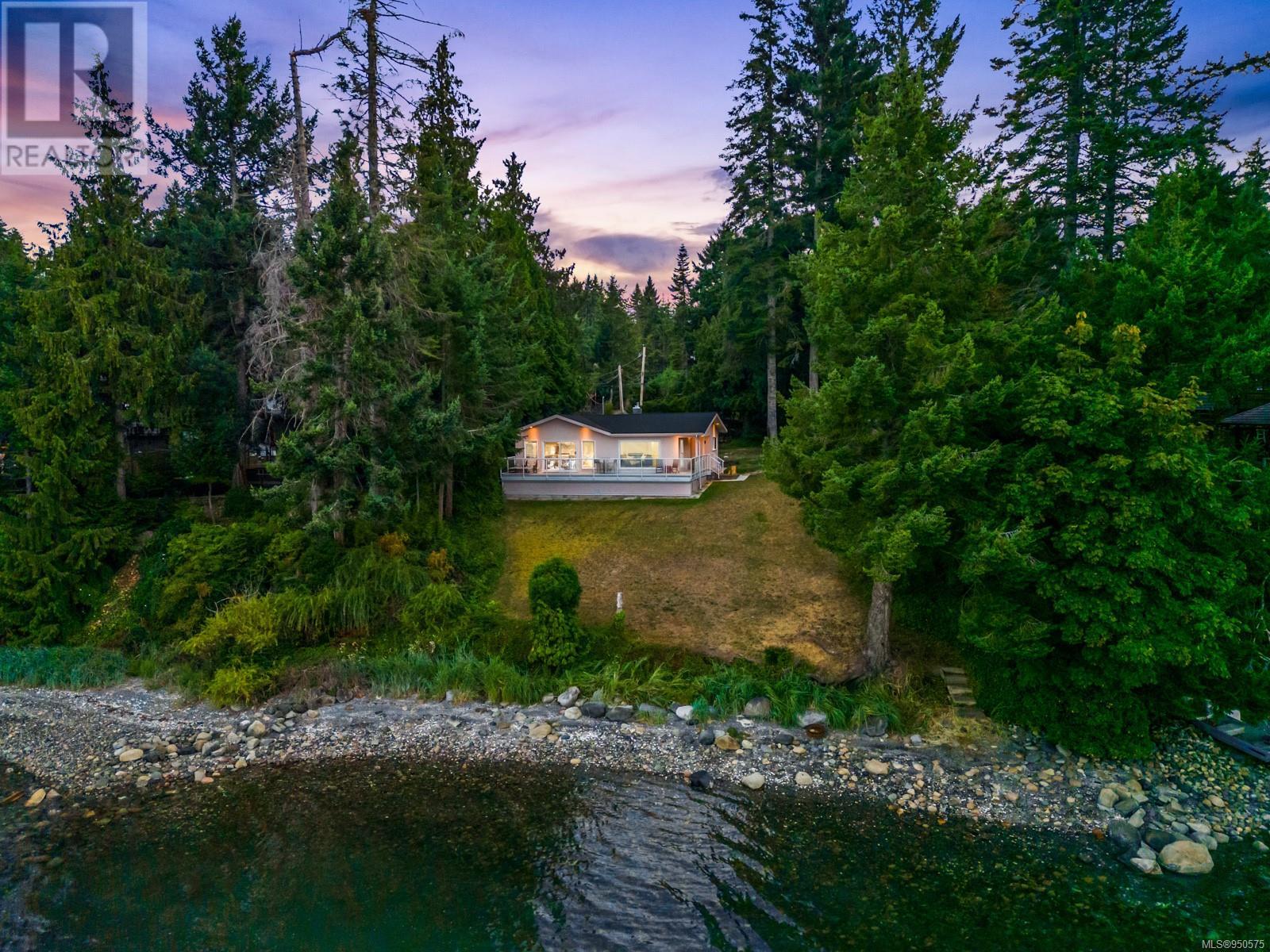7770 Ships Point Road, Fanny Bay, BC, V0R 1W0