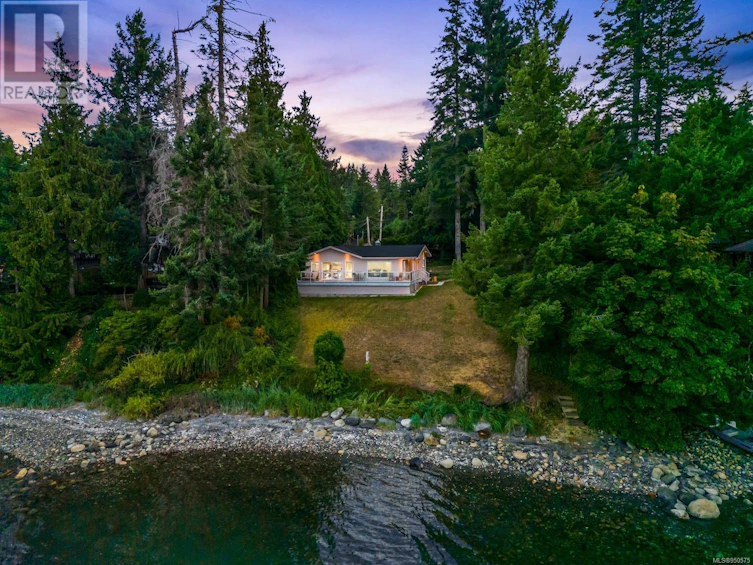 7770 Ships Point Road, Fanny Bay, BC, V0R 1W0