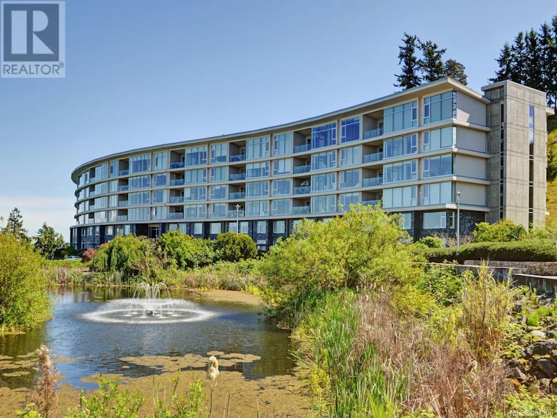 408 - 5332 Sayward Hill Crescent, Saanich BC V8Y 3H8