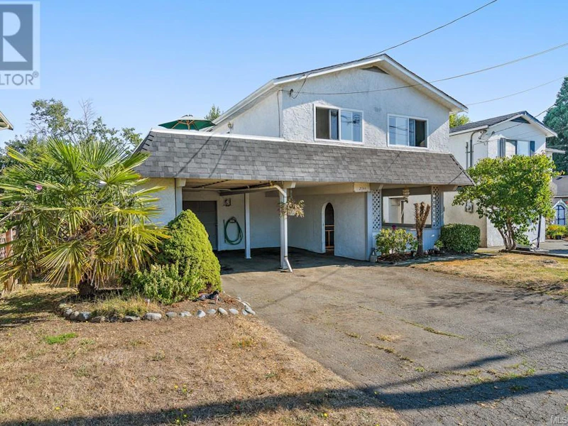 2144 Mills Road, Sidney BC V8L 3V8