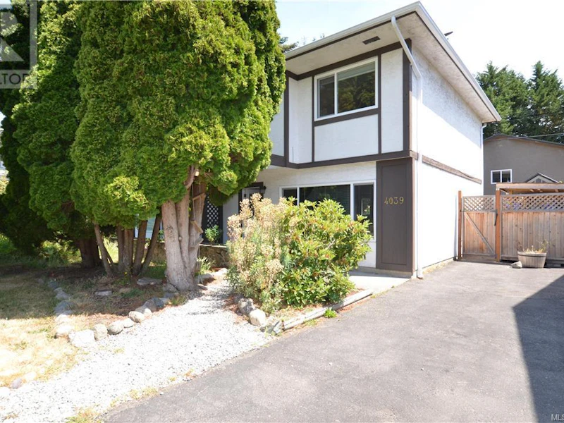 4039 Magdelin Street, Saanich BC V8N 3M6